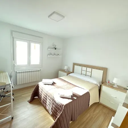 Fin Del Camino 公寓 圣地亚哥－德孔波斯特拉